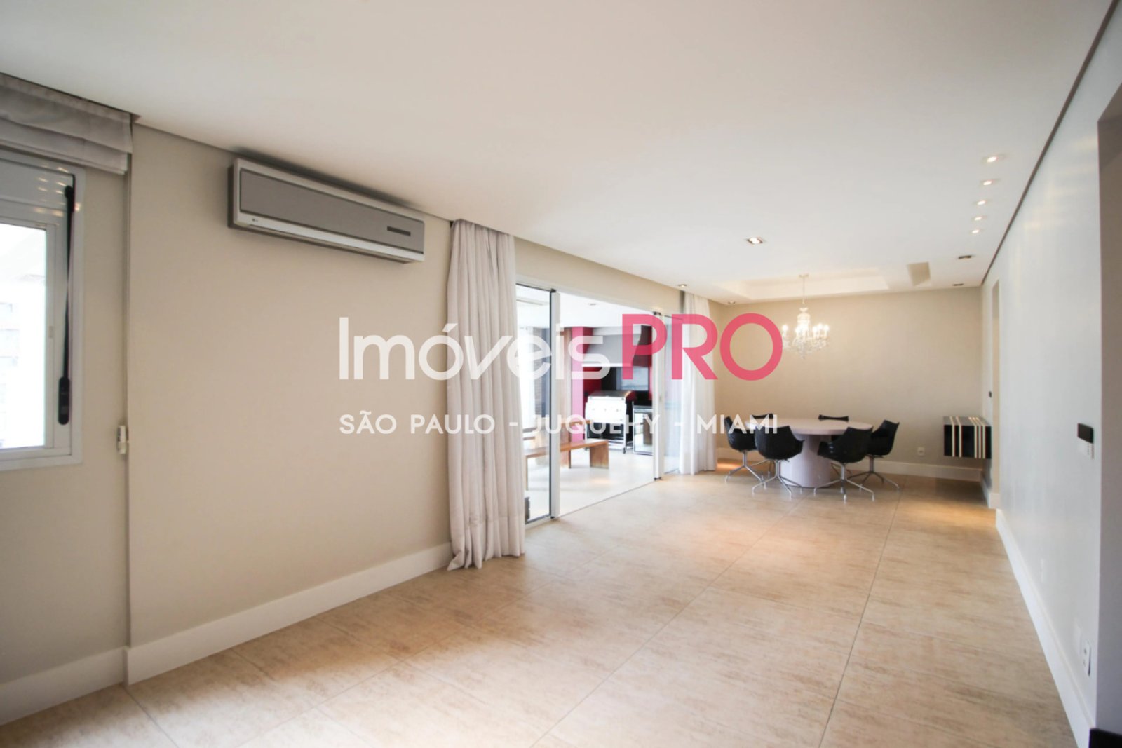 Apartamento de 2 quartos, 168 m², à venda em Itaim Bibi — foto 1 de 37