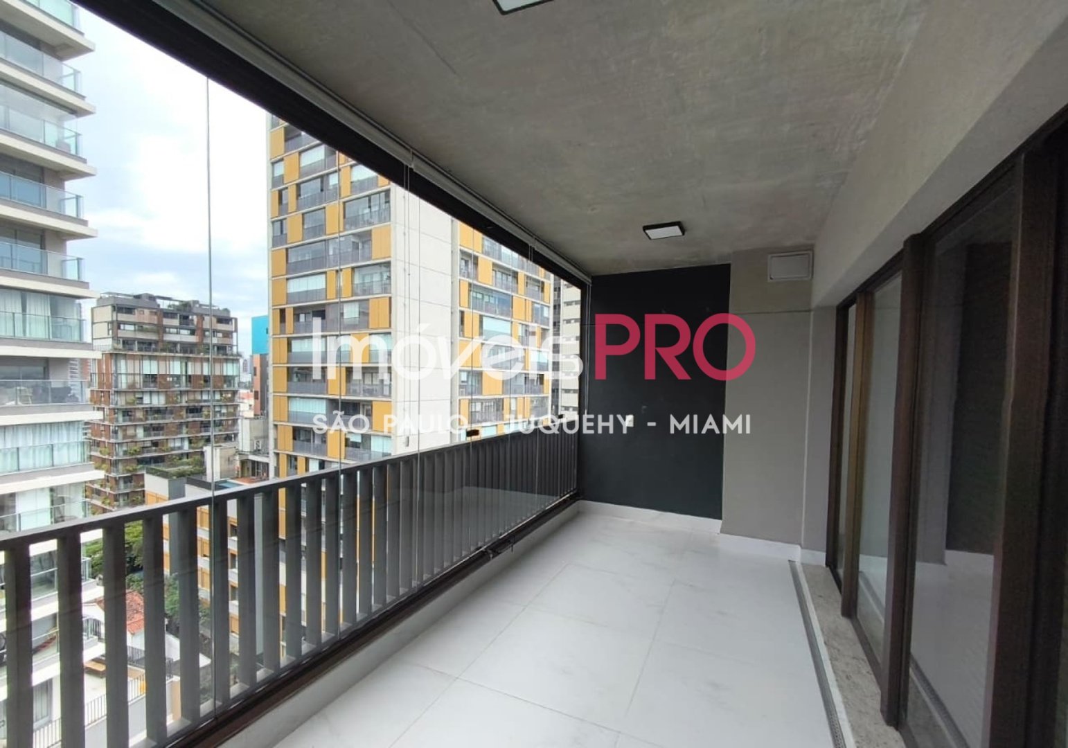Apartamento de 2 quartos, 68 m², para alugar em Vila Madalena — foto 2 de 36