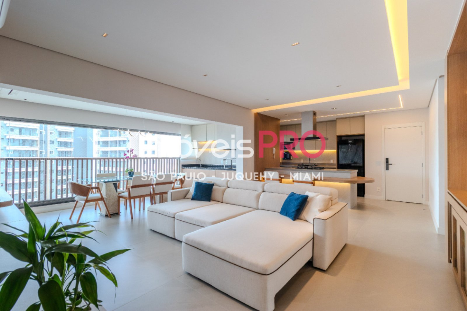 Apartamento de 3 quartos, 131 m², à venda em Vila Gumercindo — foto 1 de 45