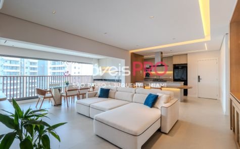 Apartamento de 3 quartos à venda em Vila Gumercindo, 131 m² — Ref. IP41897