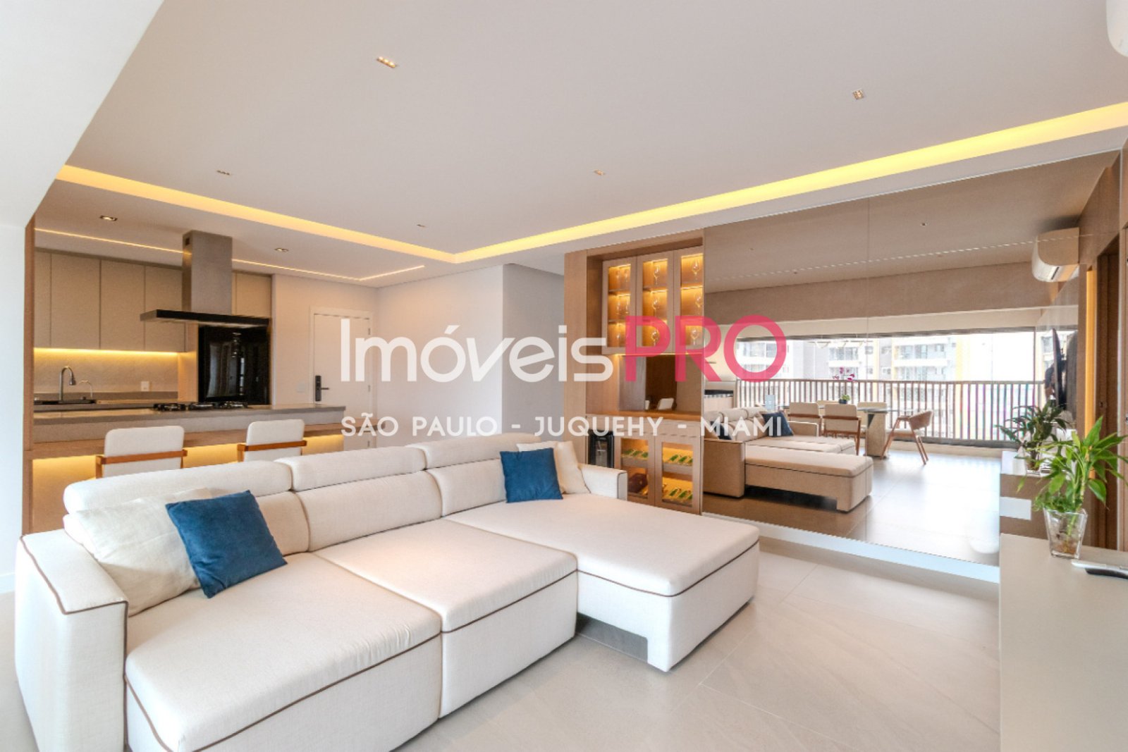 Apartamento de 3 quartos, 131 m², à venda em Vila Gumercindo — foto 3 de 45