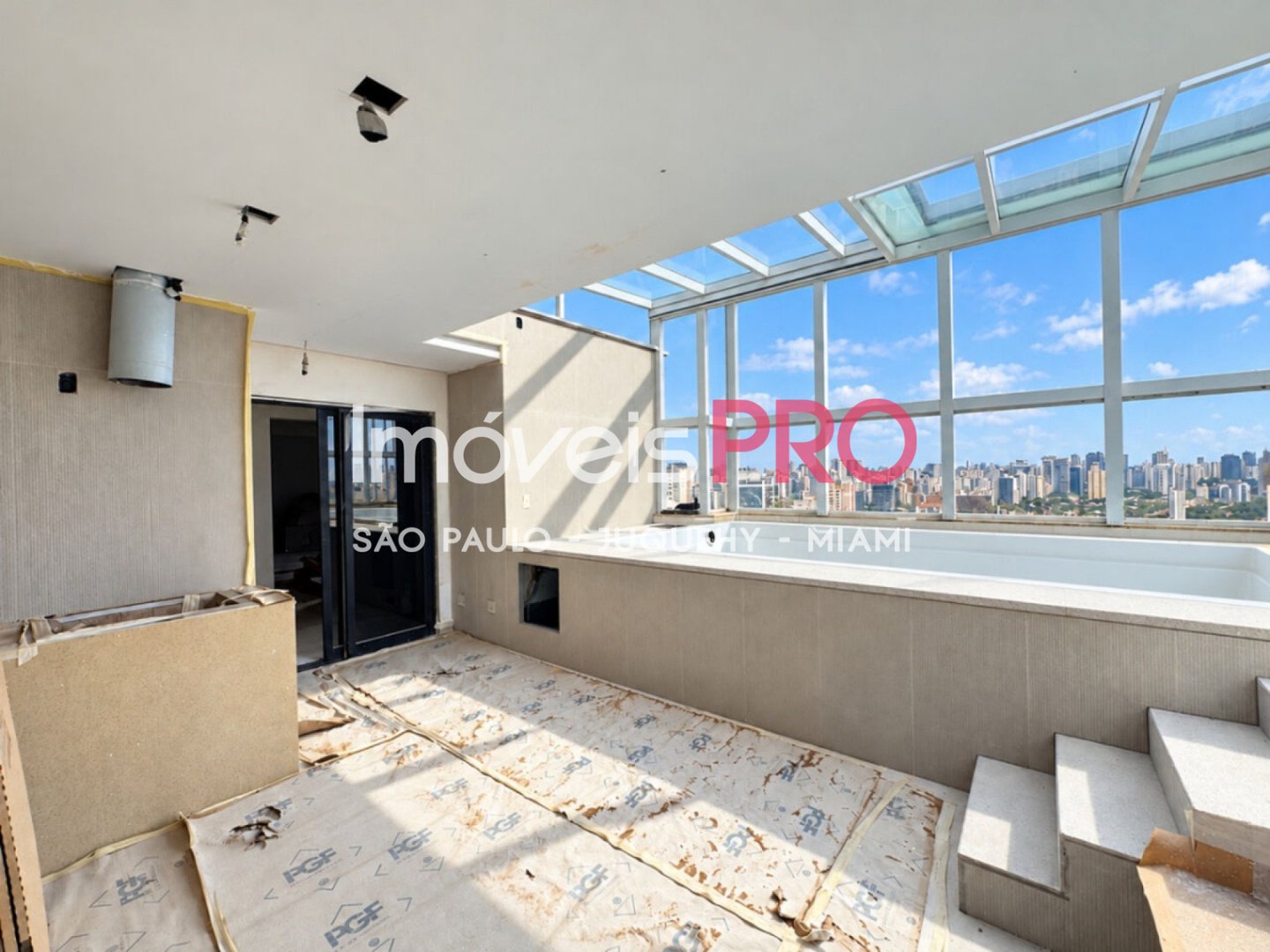 Cobertura de 3 quartos, 200 m², à venda em Vila Olímpia — foto 2 de 25