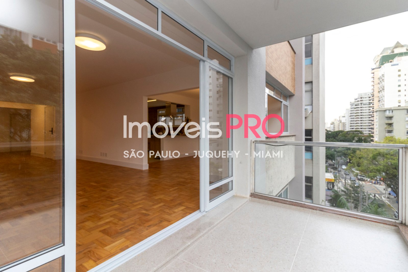 Apartamento de 3 quartos, 229 m², à venda em Higienópolis, R$ 3,65 mi — foto 1 de 39