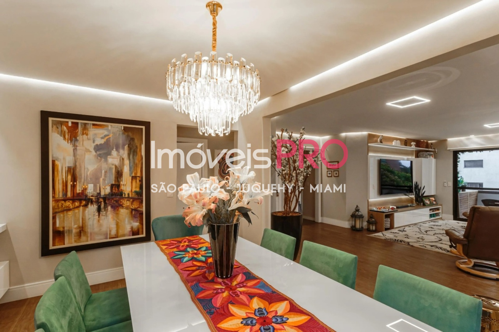 Apartamento de 4 quartos, 220 m², à venda em Moema Pássaros, R$ 3,5 mi com 3 suítes — foto 2 de 30