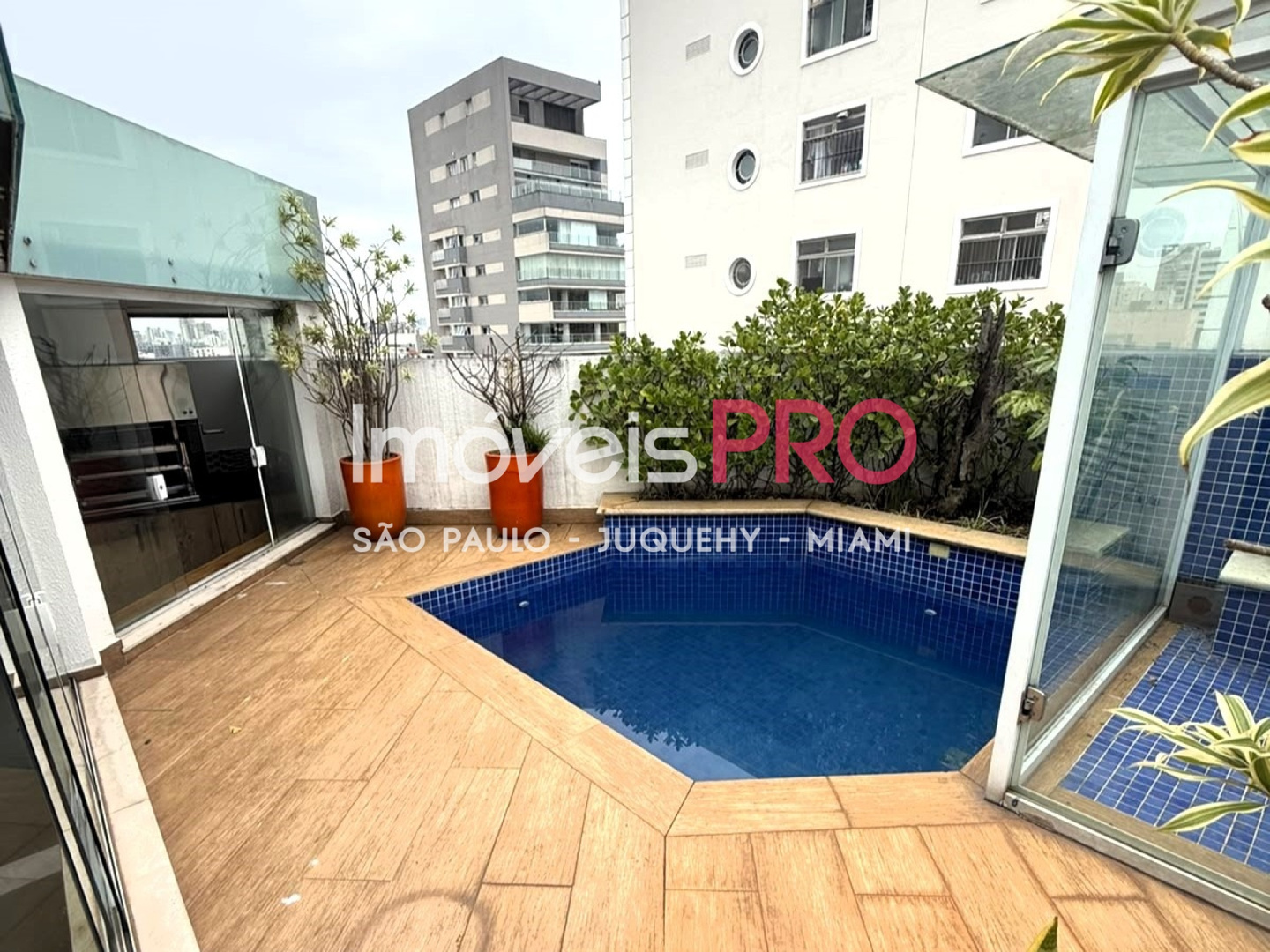 Cobertura de 3 quartos, 250 m², à venda em Moema — foto 1 de 45