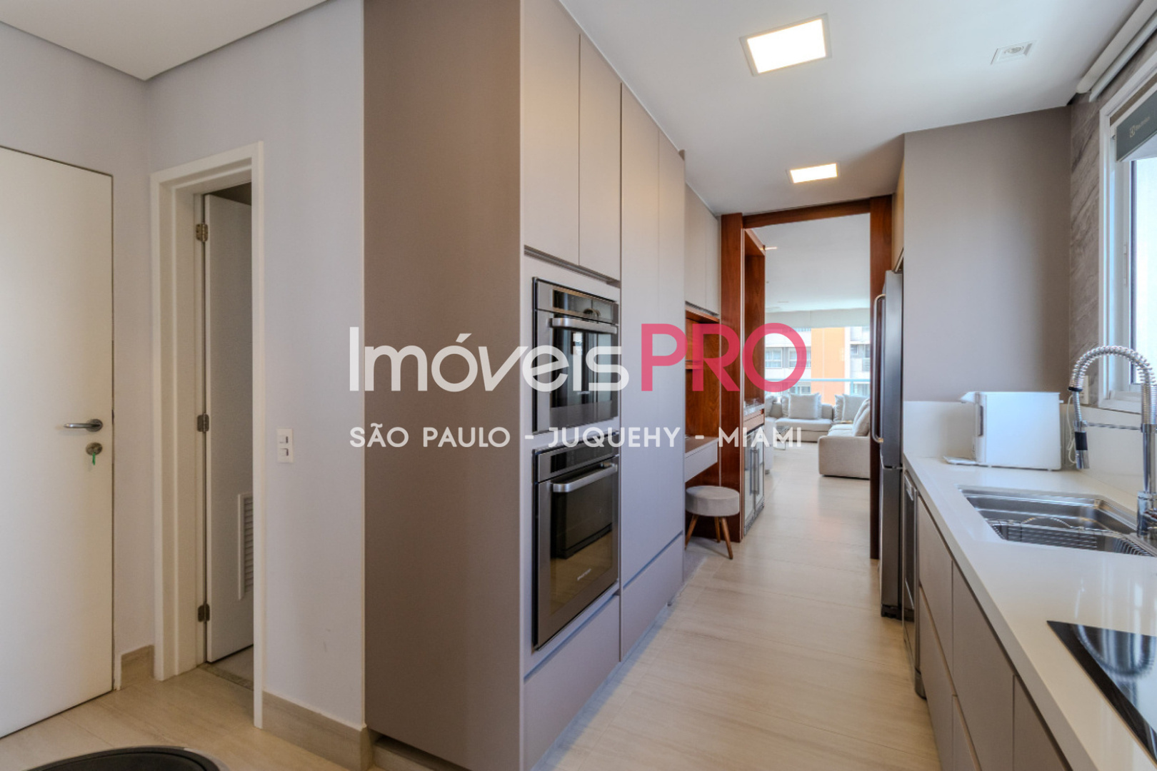 Apartamento de 3 quartos, 186 m², à venda em Vila Olímpia — foto 10 de 38