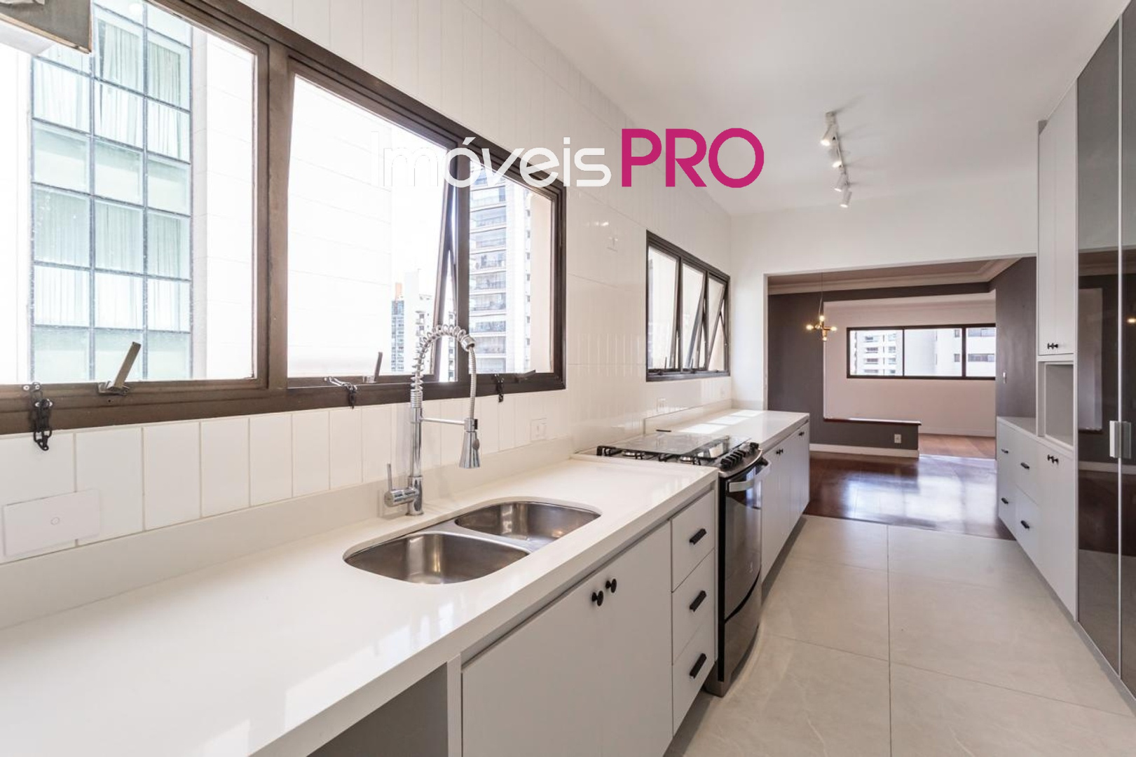 Apartamento de 4 quartos, 175 m², à venda em Moema, R$ 2 mi — foto 14 de 41