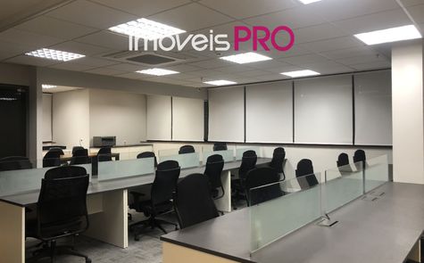 Conj. Comercial para alugar em Vila Olímpia, 300 m², R$ 40.660/mês — Ref. IP42088