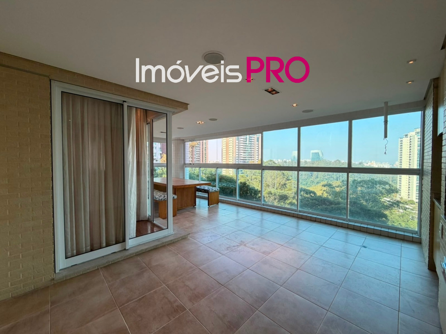 Apartamento de 4 quartos, 209 m², para alugar em Panamby — foto 8 de 43
