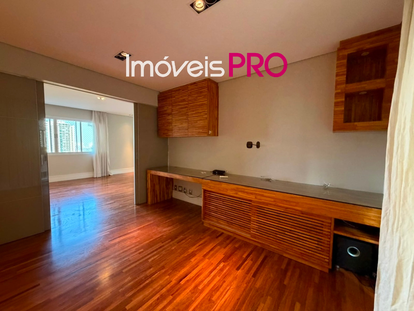 Apartamento de 4 quartos, 209 m², para alugar em Panamby — foto 10 de 43
