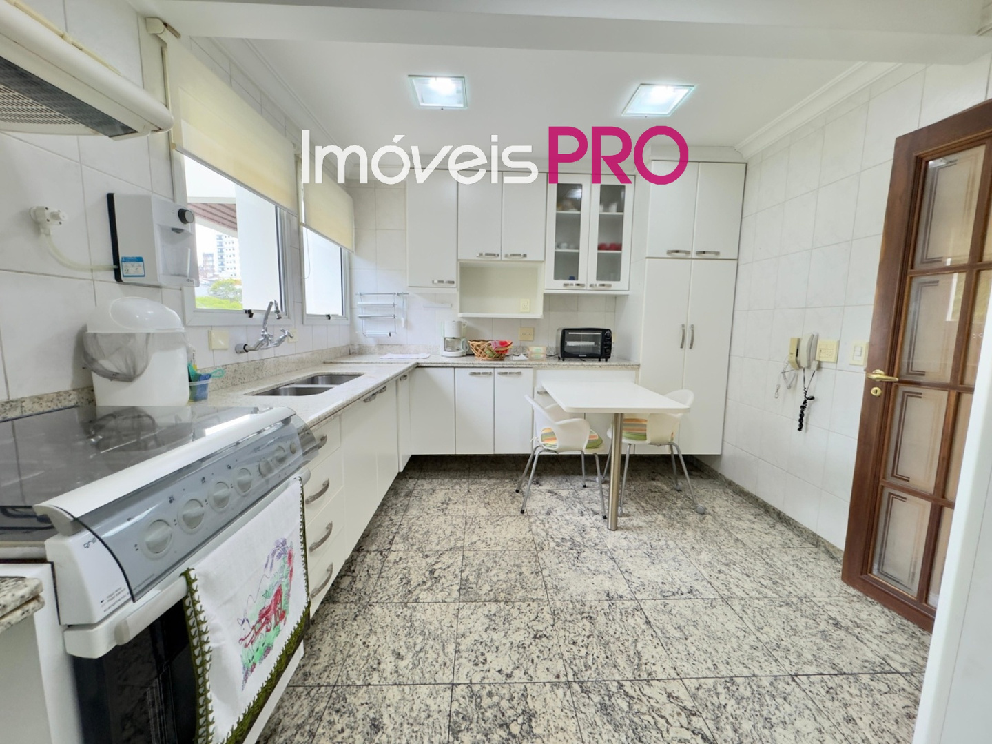 Apartamento de 2 quartos, 75 m², à venda em Saúde, R$ 810 mil — foto 1 de 32