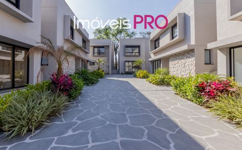 Condomínio de 4 quartos à venda em Chácara Santo Antônio Zona Sul, 856 m² — Ref. IP42342
