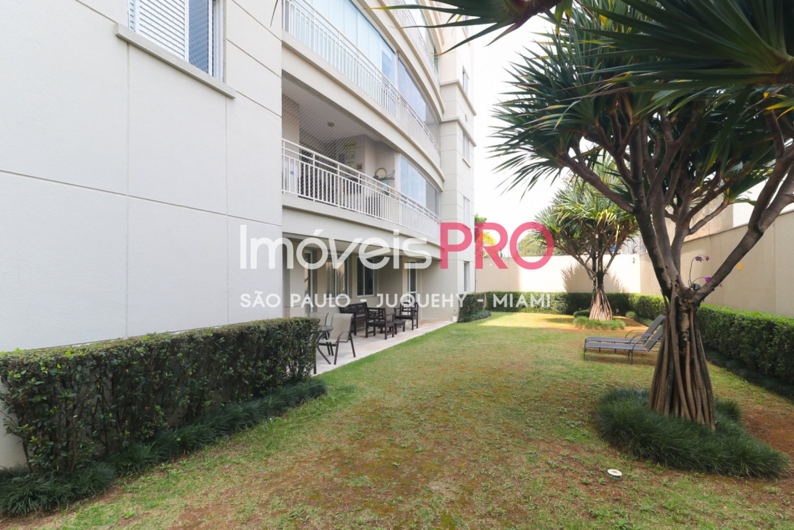 Foto :: https://assets.imoveispro.com.br/thumb/IP4749/apartamento-aluguel-moema_IP4749_17_1920x1080.jpg?