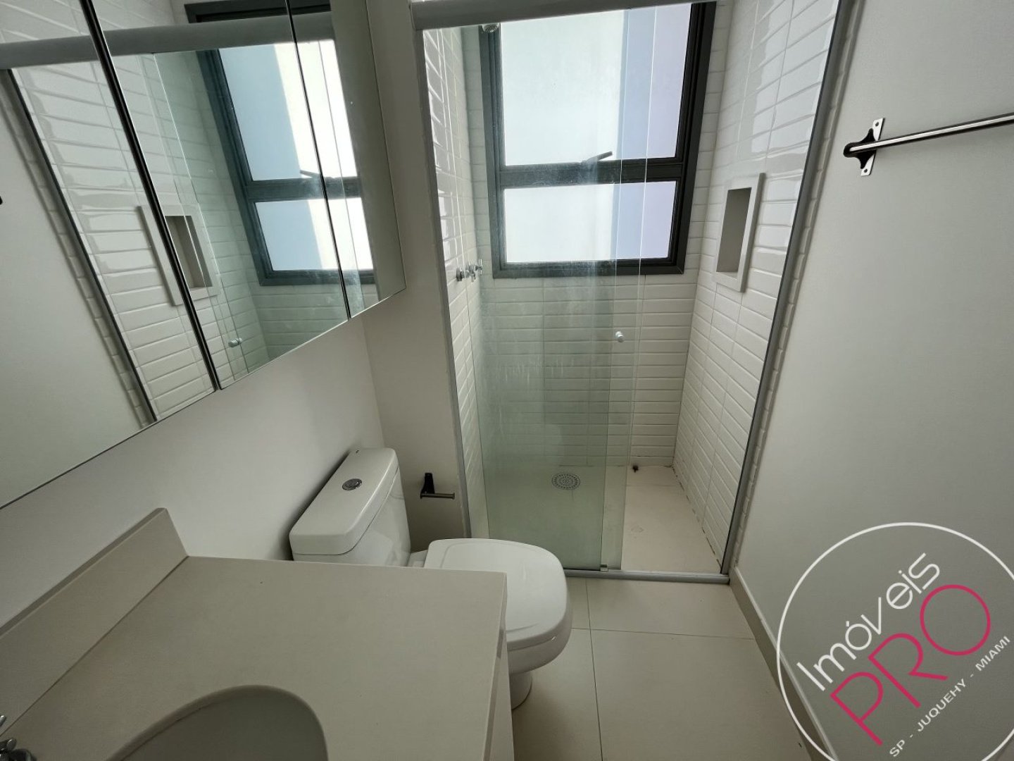 Foto :: https://assets.imoveispro.com.br/thumb/IP6864/apartamento-aluguel-moema_IP6864_11_1920x1080.jpg?