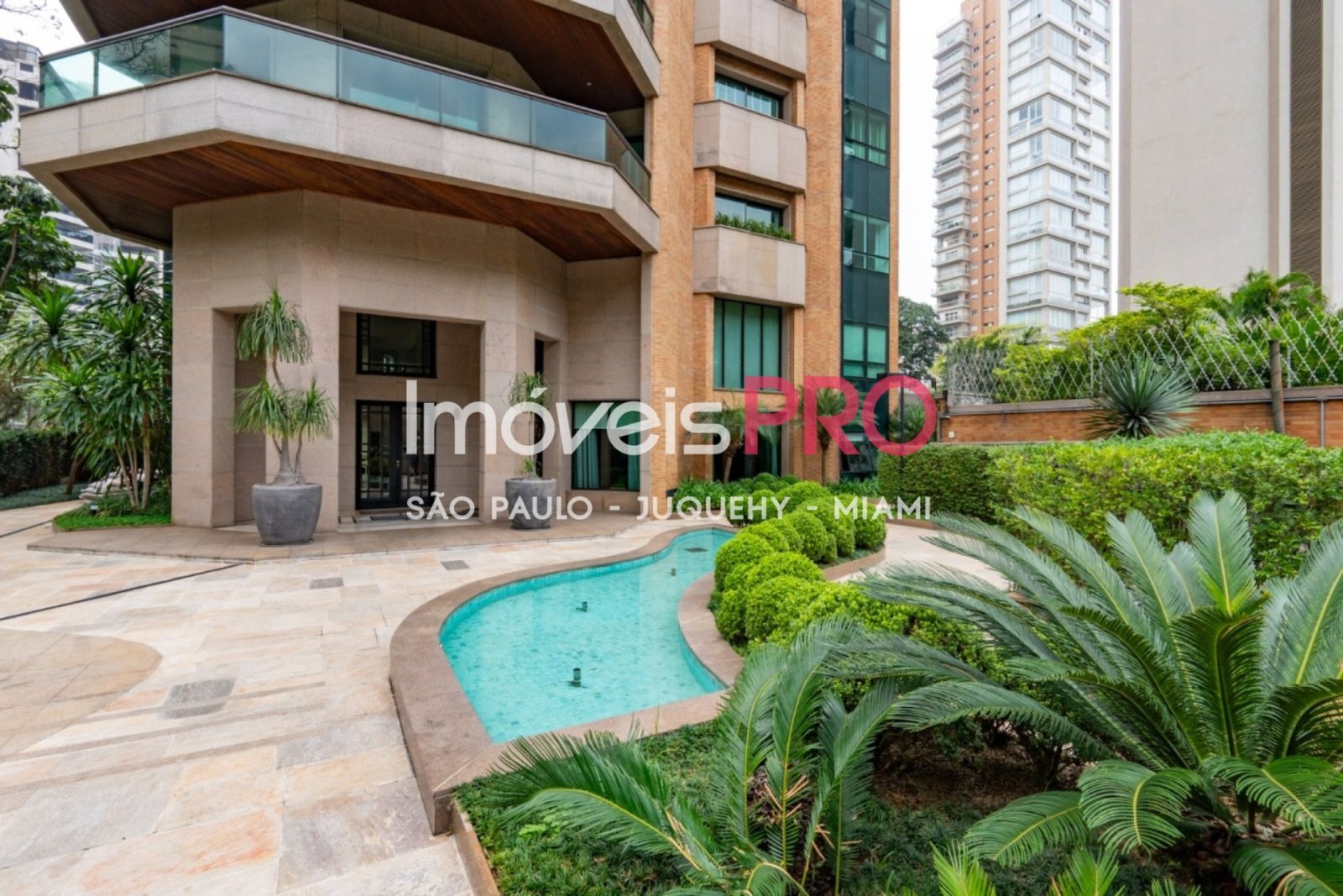 Foto :: https://assets.imoveispro.com.br/thumb/IP7005/cobertura-venda-paraiso_IP7005_23_1920x1080.jpg?