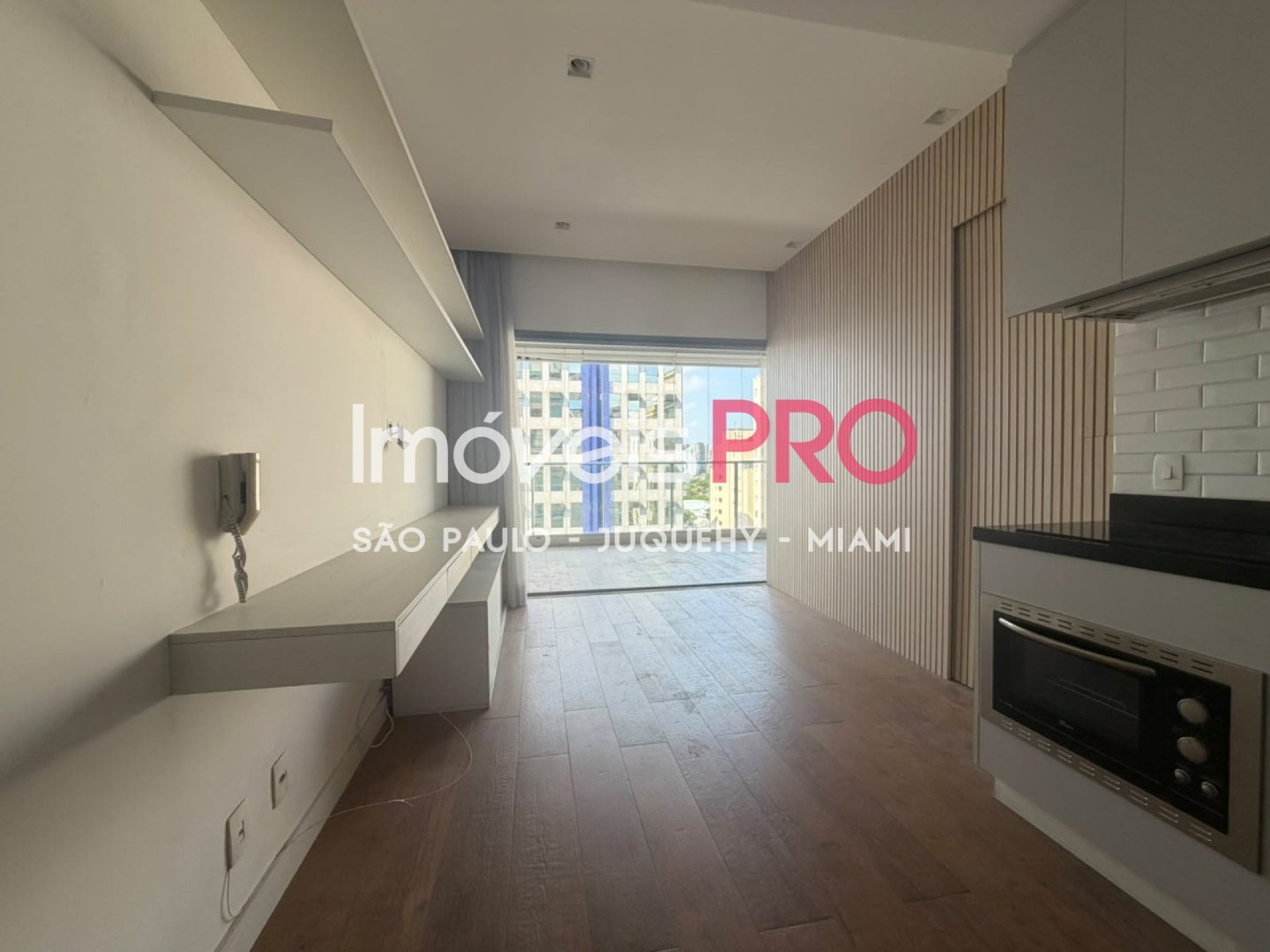 Apartamento de 1 quarto, 45 m², para alugar em Moema, R$ 3.700/mês — foto 2 de 32