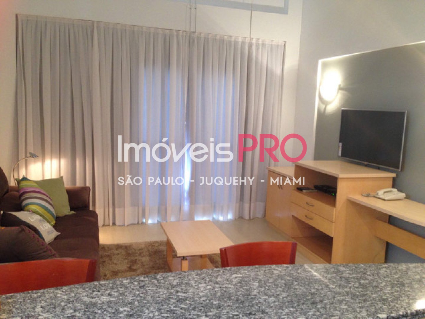Foto :: https://assets.imoveispro.com.br/thumb/IP8171/apartamento-venda-moema-passaros_IP8171_11_1920x1080.jpg?