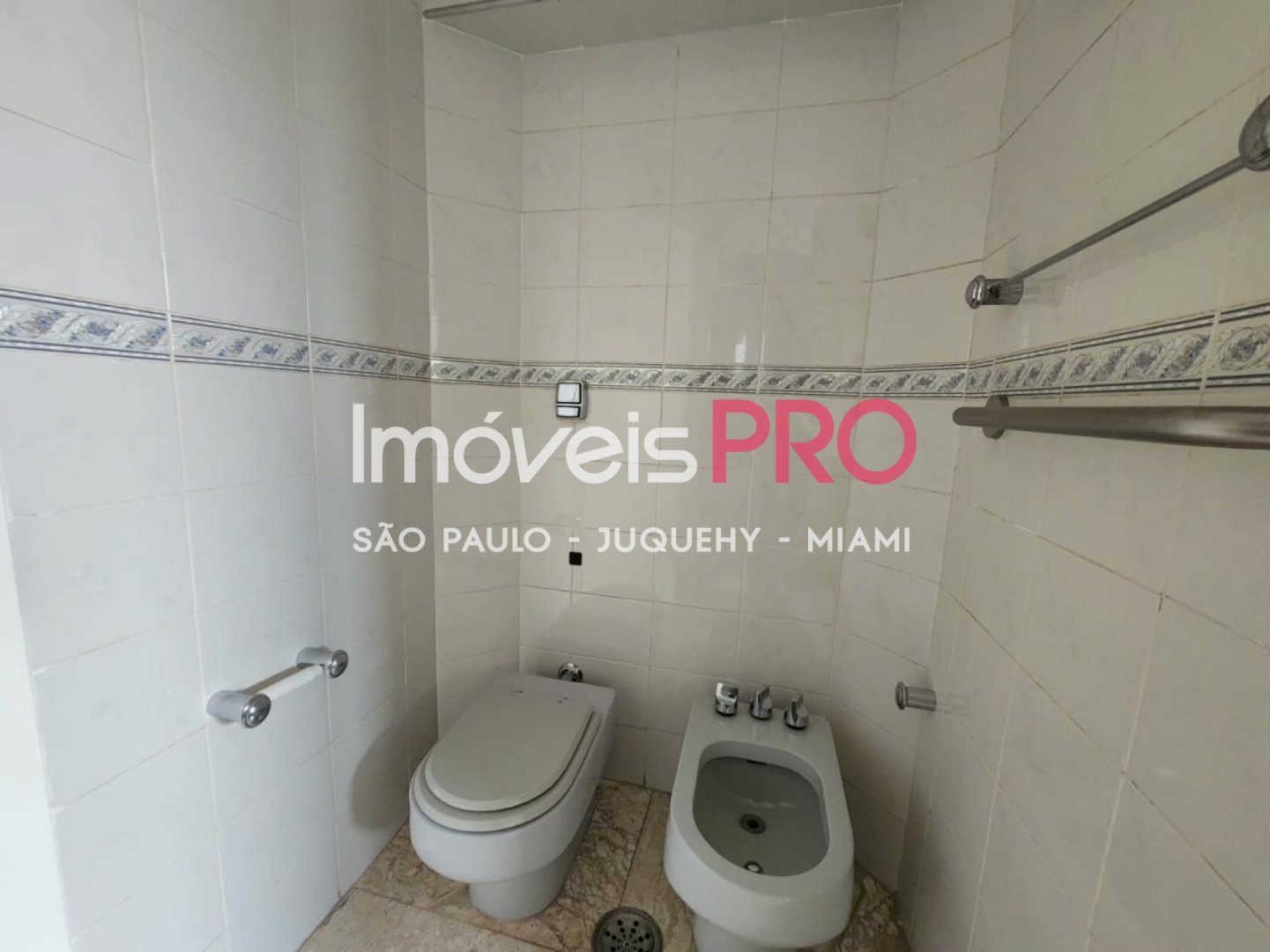 Foto :: IP8246