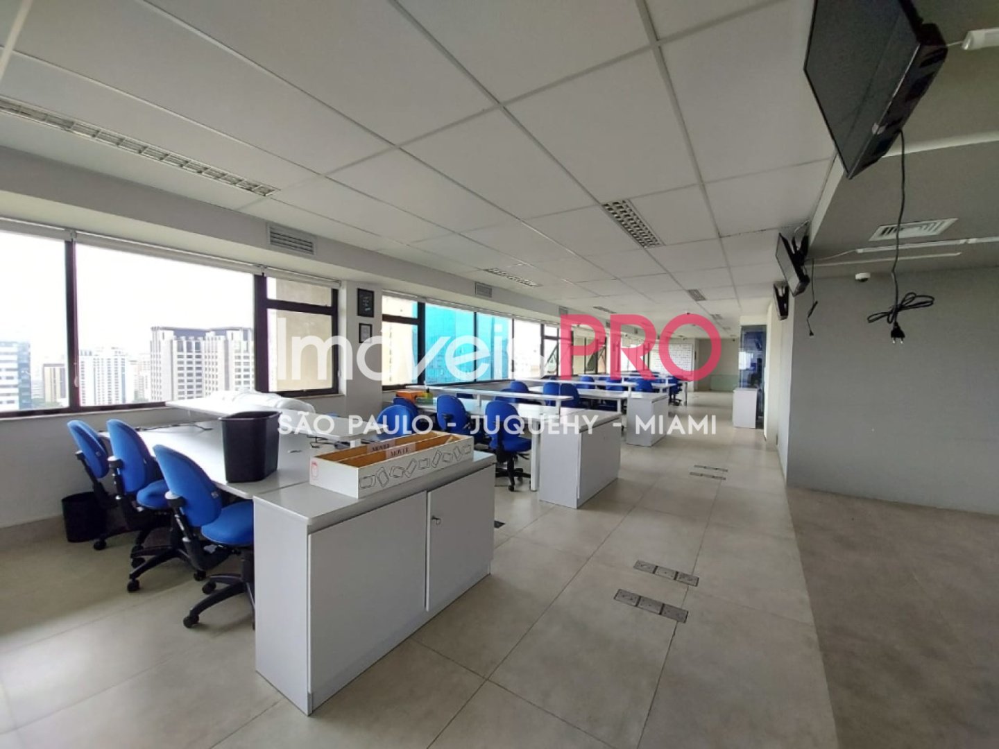 Foto :: https://assets.imoveispro.com.br/thumb/IP8354/conj-comercial-aluguel-moema_IP8354_11_1920x1080.jpg?