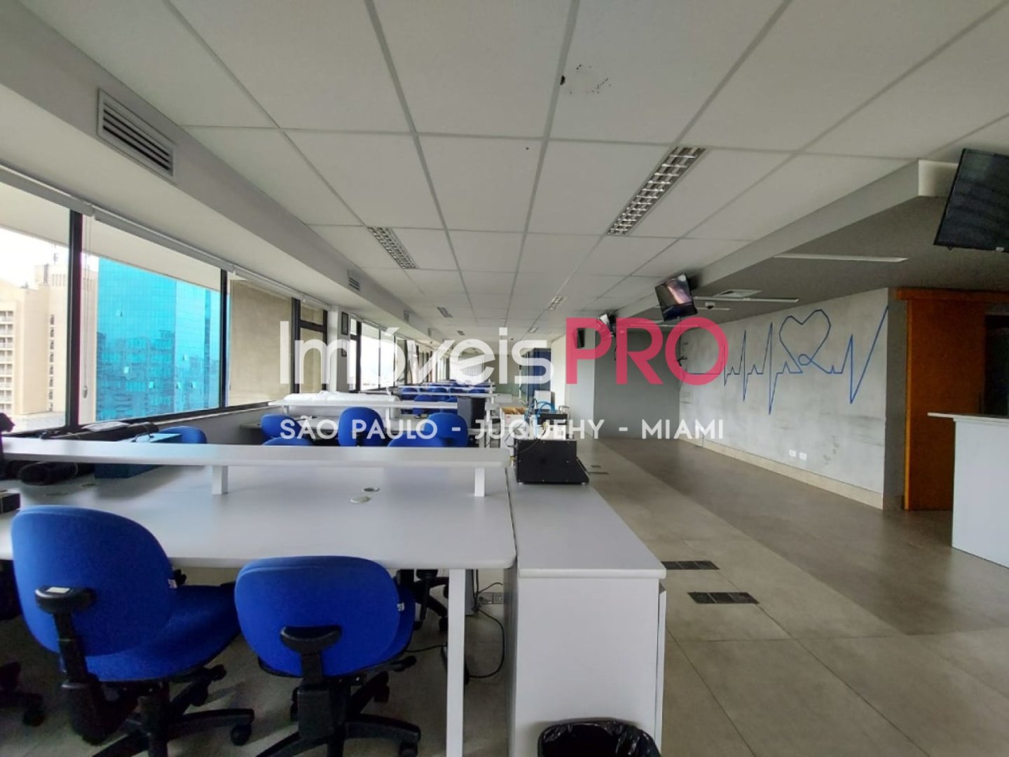 Foto :: https://assets.imoveispro.com.br/thumb/IP8354/conj-comercial-aluguel-moema_IP8354_17_1920x1080.jpg?