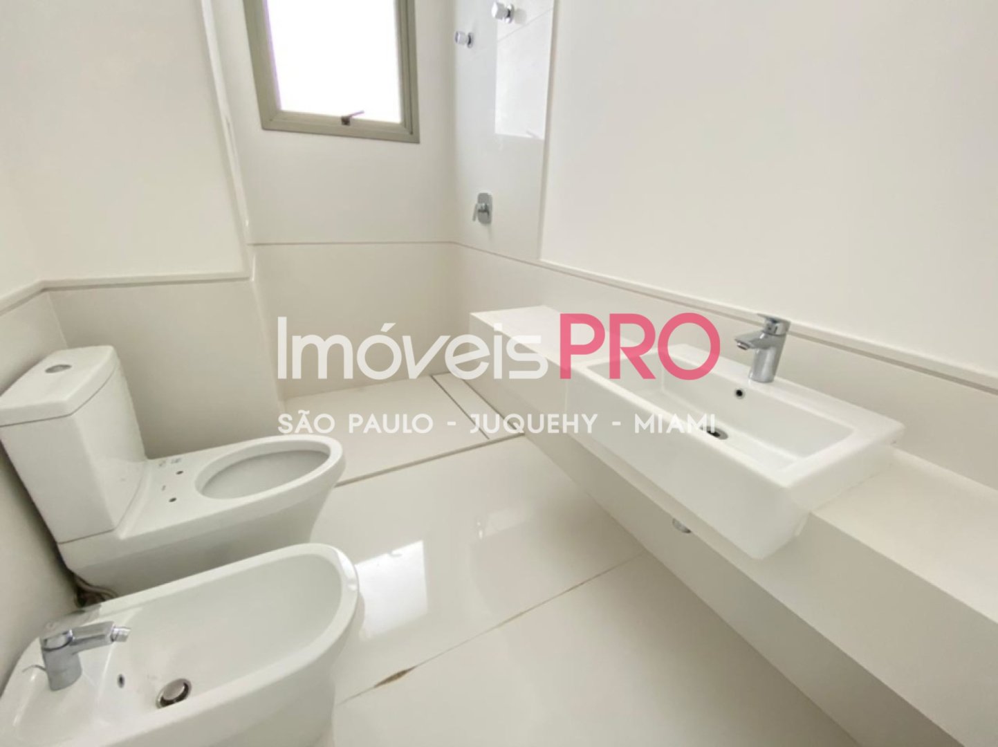 Foto :: https://assets.imoveispro.com.br/thumb/IP9921/apartamento-venda-paraiso_IP9921_11_1920x1080.jpg?